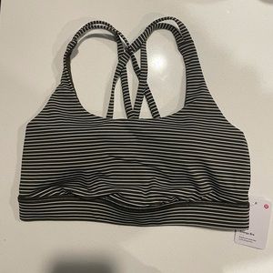 NWT Lululemon Energy Bra Size 6